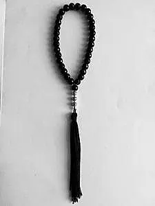 Brojanica za molitvu od oniksa sa srebrnim perlama