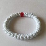 Brojanica bela pletena