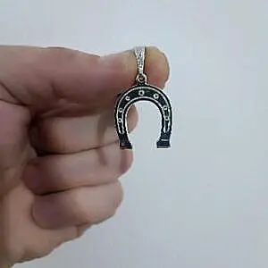 Potkovica privezak srebro 925