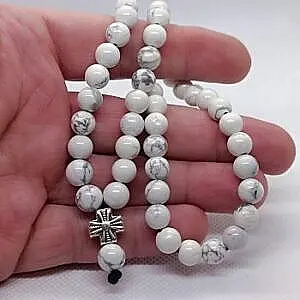 Molitvena brojanica 50 perli od haulita