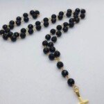 Brojanica oniks hirurški čelik boje zlata