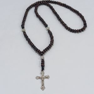 Braon drvo brojanica za vrat