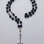 Luksuzna Brojanica od Nerđajućeg Čelika s Crnim Oniks Perlama