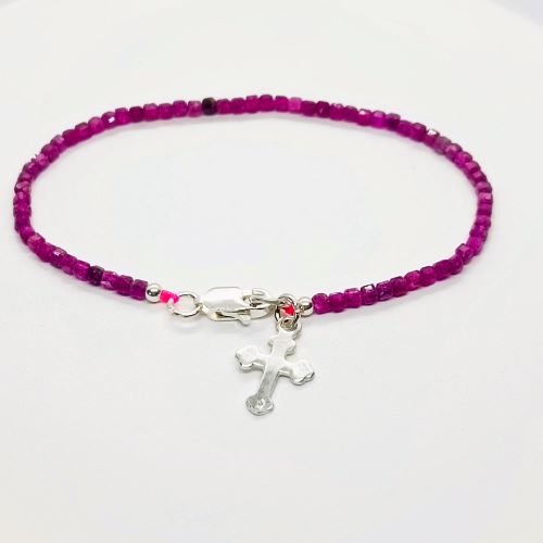 Brojanica od dragog kamen rubin