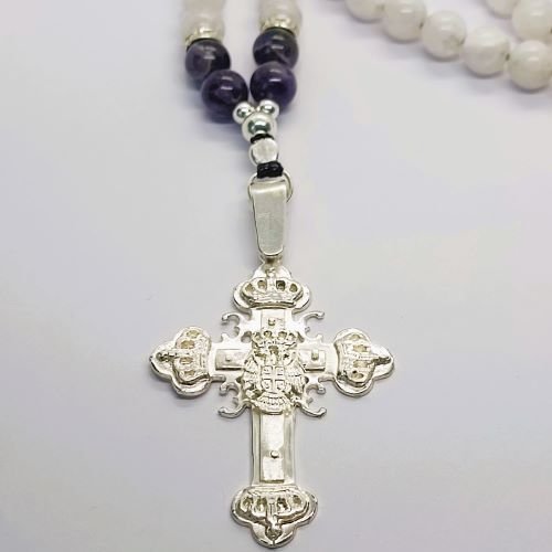 Srebrni krst sa oscilima i krunom